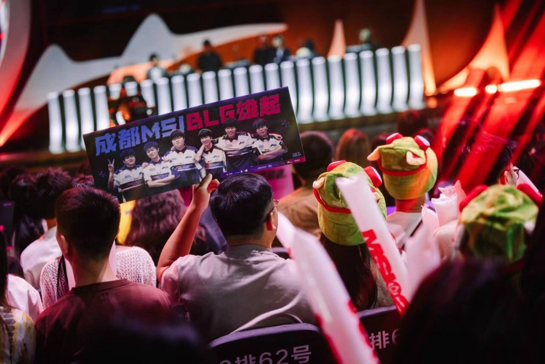 商业与更衣 商业与更衣